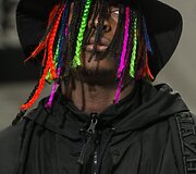 &bdquo;Nasir Mazhar&ldquo; 2016 m. rudens-žiemos kolekcijos modelis