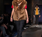 &bdquo;Coach&ldquo; 2016 m. rudens-žiemos kolekcijos modelis