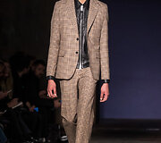 &bdquo;Coach&ldquo; 2016 m. rudens-žiemos kolekcijos modelis