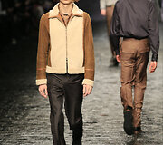&bdquo;Corneliani&ldquo; 2016 m. rudens-žiemos kolekcijos modelis
