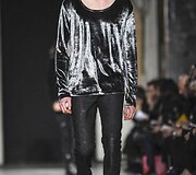 &bdquo;Costume National&ldquo; 2016 m. rudens-žiemos kolekcijos modelis