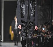 &bdquo;Costume National&ldquo; 2016 m. rudens-žiemos kolekcijos modelis