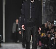 &bdquo;Costume National&ldquo; 2016 m. rudens-žiemos kolekcijos modelis