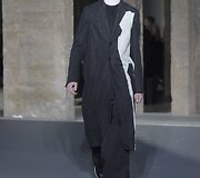 &bdquo;Rick Owens&ldquo; 2016 m. rudens-žiemos kolekcijos modelis