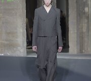 &bdquo;Rick Owens&ldquo; 2016 m. rudens-žiemos kolekcijos modelis