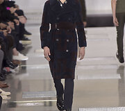 &bdquo;Louis Vuitton&ldquo; 2016 m. rudens-žiemos kolekcijos modelis