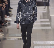 &bdquo;Louis Vuitton&ldquo; 2016 m. rudens-žiemos kolekcijos modelis