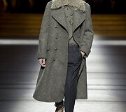 &bdquo;Dries Van Noten&ldquo; 2016 m. rudens-žiemos kolekcijos modelis