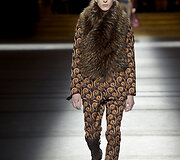 &bdquo;Dries Van Noten&ldquo; 2016 m. rudens-žiemos kolekcijos modelis