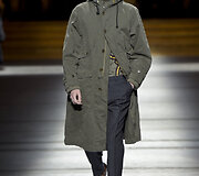 &bdquo;Dries Van Noten&ldquo; 2016 m. rudens-žiemos kolekcijos modelis