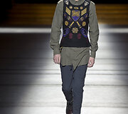 &bdquo;Dries Van Noten&ldquo; 2016 m. rudens-žiemos kolekcijos modelis