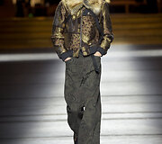 &bdquo;Dries Van Noten&ldquo; 2016 m. rudens-žiemos kolekcijos modelis