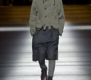 &bdquo;Dries Van Noten&ldquo; 2016 m. rudens-žiemos kolekcijos modelis