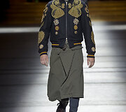 &bdquo;Dries Van Noten&ldquo; 2016 m. rudens-žiemos kolekcijos modelis