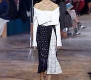 &bdquo;Christian Dior&ldquo; 2016 m. pavasario-vasaros auk&scaron;tosios mados kolekcijos modelis