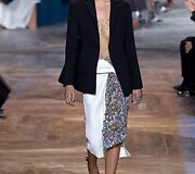 &bdquo;Christian Dior&ldquo; 2016 m. pavasario-vasaros auk&scaron;tosios mados kolekcijos modelis