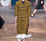 &bdquo;Christian Dior&ldquo; 2016 m. pavasario-vasaros auk&scaron;tosios mados kolekcijos modelis