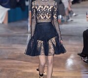 &bdquo;Christian Dior&ldquo; 2016 m. pavasario-vasaros auk&scaron;tosios mados kolekcijos modelis