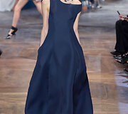 &bdquo;Christian Dior&ldquo; 2016 m. pavasario-vasaros auk&scaron;tosios mados kolekcijos modelis