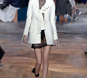&bdquo;Christian Dior&ldquo; 2016 m. pavasario-vasaros auk&scaron;tosios mados kolekcijos modelis