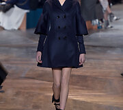 &bdquo;Christian Dior&ldquo; 2016 m. pavasario-vasaros auk&scaron;tosios mados kolekcijos modelis