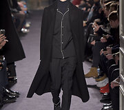 &bdquo;Valentino&ldquo; 2016 m. rudens-žiemos kolekcijos modelis