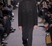 &bdquo;Valentino&ldquo; 2016 m. rudens-žiemos kolekcijos modelis