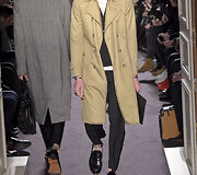 &bdquo;Valentino&ldquo; 2016 m. rudens-žiemos kolekcijos modelis