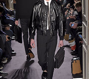 &bdquo;Valentino&ldquo; 2016 m. rudens-žiemos kolekcijos modelis