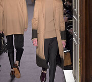 &bdquo;Valentino&ldquo; 2016 m. rudens-žiemos kolekcijos modelis