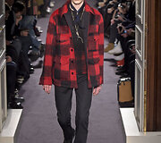 &bdquo;Valentino&ldquo; 2016 m. rudens-žiemos kolekcijos modelis