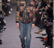 &bdquo;Valentino&ldquo; 2016 m. rudens-žiemos kolekcijos modelis