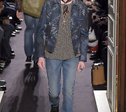 &bdquo;Valentino&ldquo; 2016 m. rudens-žiemos kolekcijos modelis
