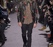 &bdquo;Valentino&ldquo; 2016 m. rudens-žiemos kolekcijos modelis