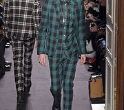 &bdquo;Valentino&ldquo; 2016 m. rudens-žiemos kolekcijos modelis