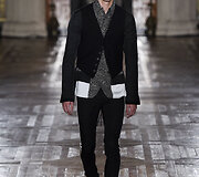 &bdquo;Haider Ackermann&ldquo; 2016 m. rudens-žiemos kolekcijos modelis