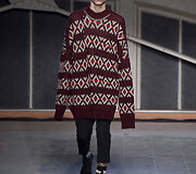 &bdquo;Raf Simons&ldquo; 2016 m. rudens-žiemos kolekcijos modelis