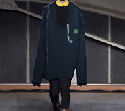 &bdquo;Raf Simons&ldquo; 2016 m. rudens-žiemos kolekcijos modelis