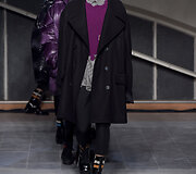 &bdquo;Raf Simons&ldquo; 2016 m. rudens-žiemos kolekcijos modelis