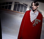 &bdquo;Raf Simons&ldquo; 2016 m. rudens-žiemos kolekcijos modelis