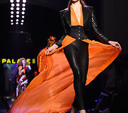 &bdquo;Jean Paul Gaultier&ldquo; 2016 m. pavasario-vasaros auk&scaron;tosios mados kolekcija