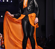 &bdquo;Jean Paul Gaultier&ldquo; 2016 m. pavasario-vasaros auk&scaron;tosios mados kolekcija
