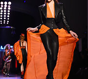 &bdquo;Jean Paul Gaultier&ldquo; 2016 m. pavasario-vasaros auk&scaron;tosios mados kolekcija