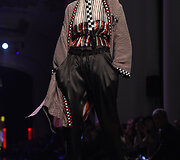 &bdquo;Jean Paul Gaultier&ldquo; 2016 m. pavasario-vasaros auk&scaron;tosios mados kolekcija
