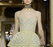 &bdquo;Ulyana Sergeenko&ldquo; 2016 m. pavasario-vasaros auk&scaron;tosios mados kolekcija