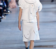 &bdquo;Viktor & Rolf&ldquo; 2016 m. pavasario-vasaros auk&scaron;tosios mados kolekcija