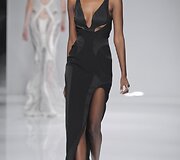 &bdquo;Atelier Versace&ldquo; 2016 m. pavasario-vasaros auk&scaron;tosios mados kolekcija