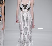 &bdquo;Atelier Versace&ldquo; 2016 m. pavasario-vasaros auk&scaron;tosios mados kolekcija