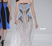 &bdquo;Atelier Versace&ldquo; 2016 m. pavasario-vasaros auk&scaron;tosios mados kolekcija