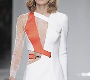 &bdquo;Atelier Versace&ldquo; 2016 m. pavasario-vasaros auk&scaron;tosios mados kolekcija